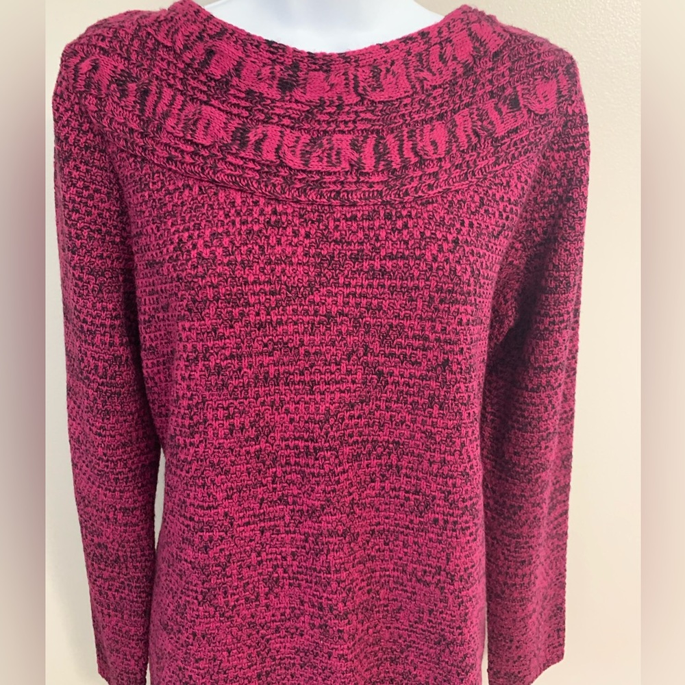 Croft & Barrow Pink and Black Sweater